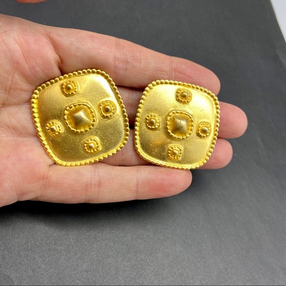 Vintage Byzantine Big & Gold Square Earrings - Picture 3 of 16